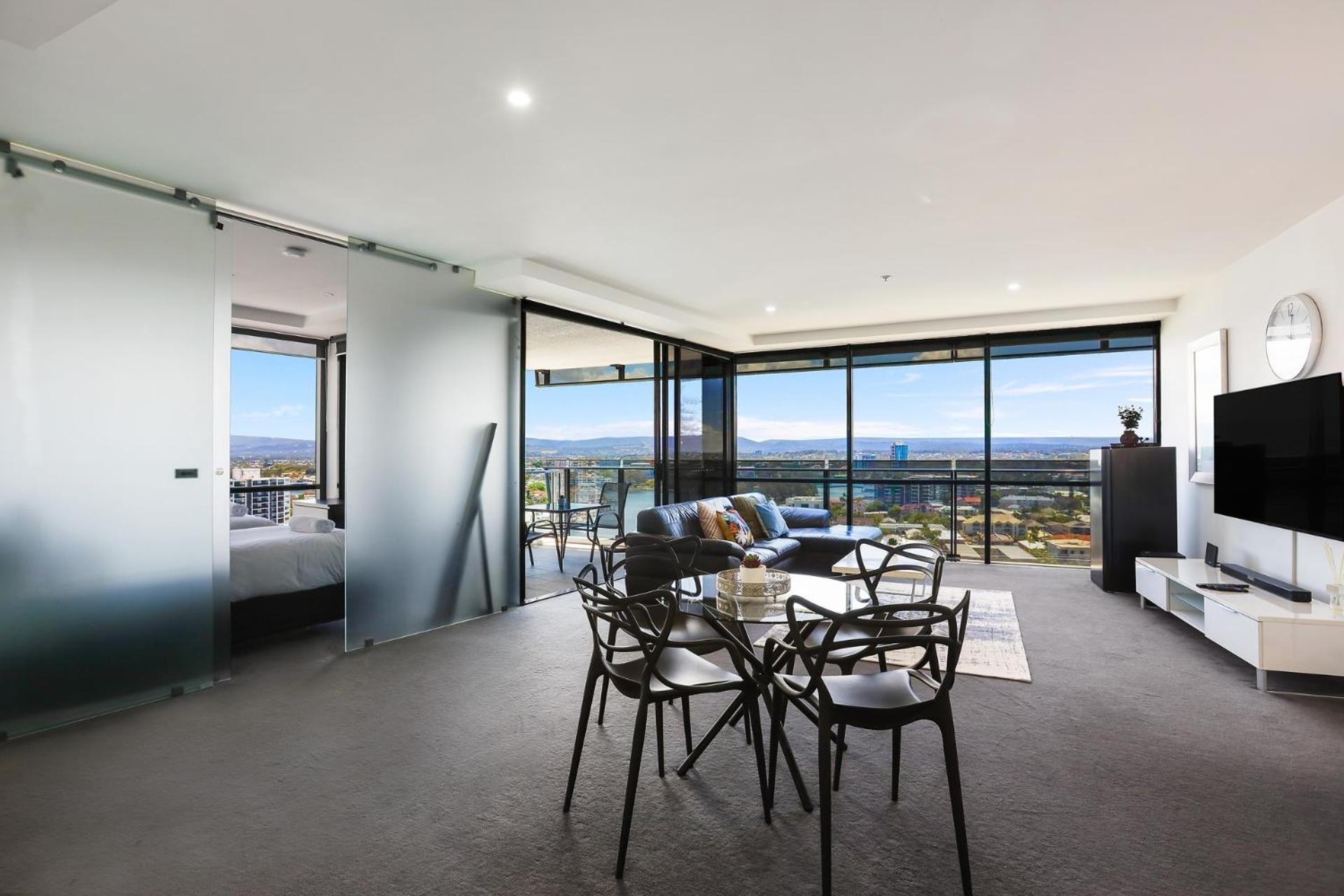 Circle On Cavill 2, 3, 4 & 5 Bedroom Skyhomes & Sub Penthouses By Gold Coast Holidays Екстер'єр фото