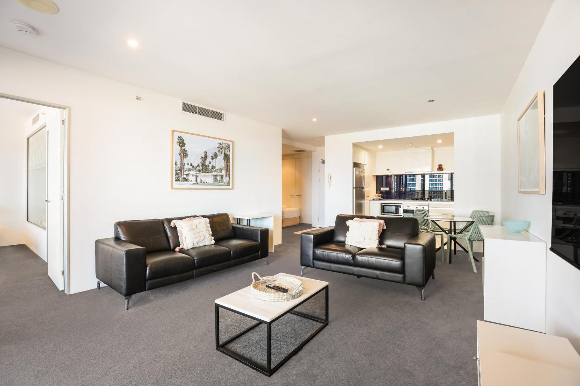 Circle On Cavill 2, 3, 4 & 5 Bedroom Skyhomes & Sub Penthouses By Gold Coast Holidays Екстер'єр фото