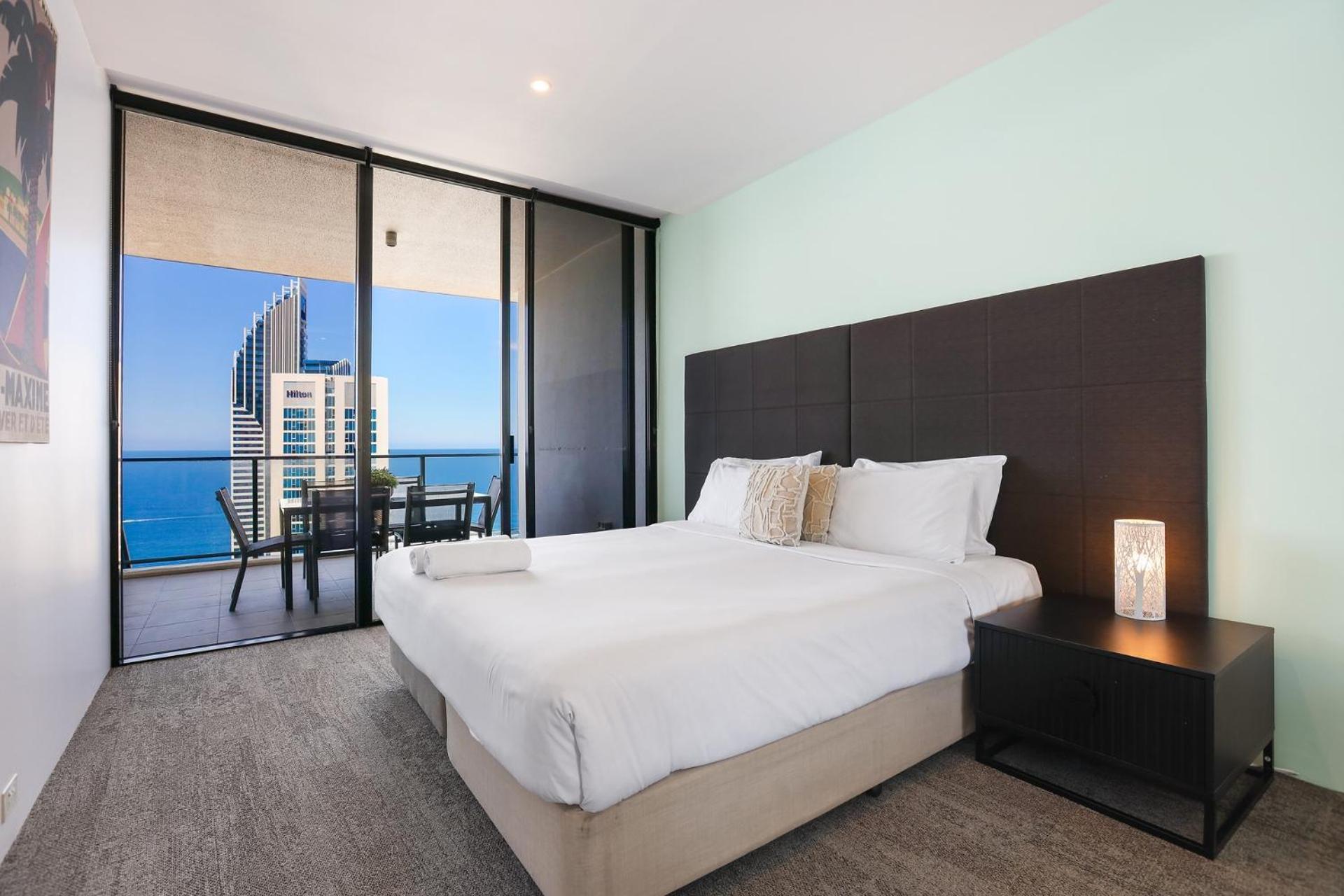 Circle On Cavill 2, 3, 4 & 5 Bedroom Skyhomes & Sub Penthouses By Gold Coast Holidays Екстер'єр фото